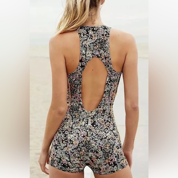 FREE PEOPLE XSMALL Movement Black Floral Eden Performance Neon Ditsy FAST SHIP - Picture 2 of 4